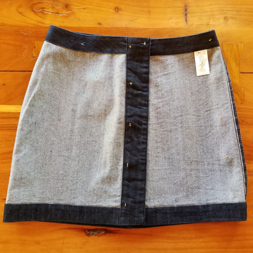 Michael Kors Mini Skirt Size 10 - Picture 5 of 11